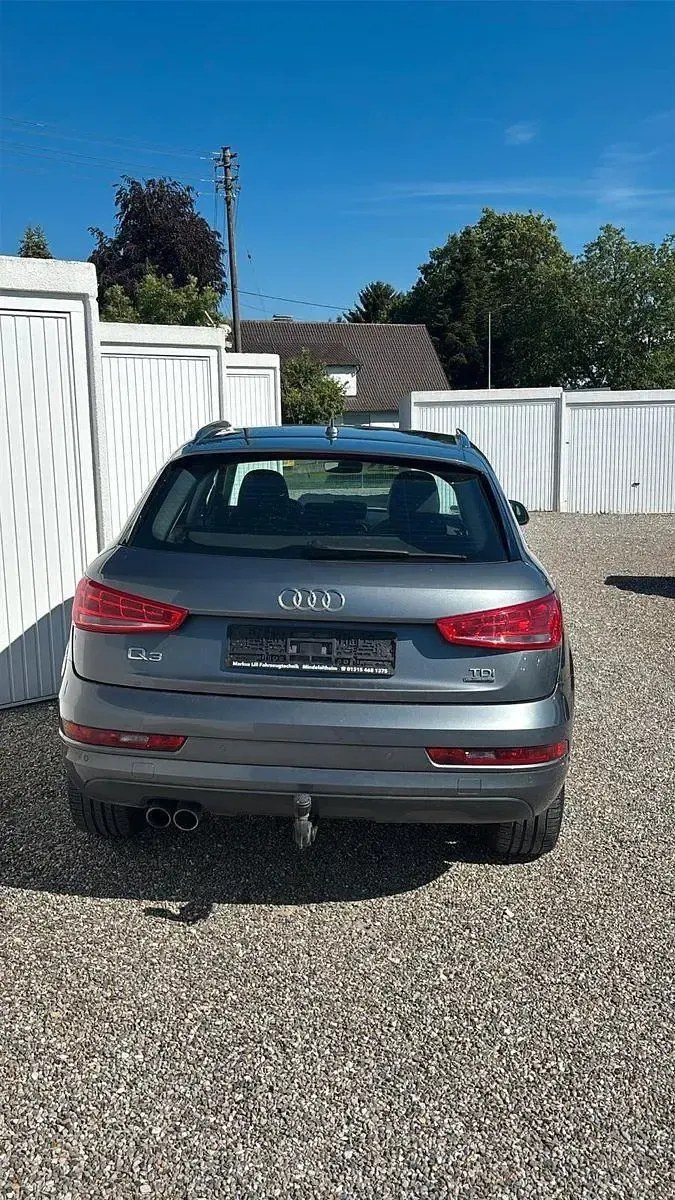 Gebraucht Audi Q3 Sport 150 PS (110 kW) 2017 Grau SUV