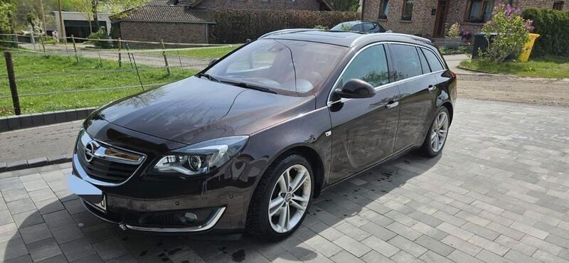 Braun Gebraucht 2017 Opel Insignia Kombi | 9.250 € (Superpreis) - Bild 1/4