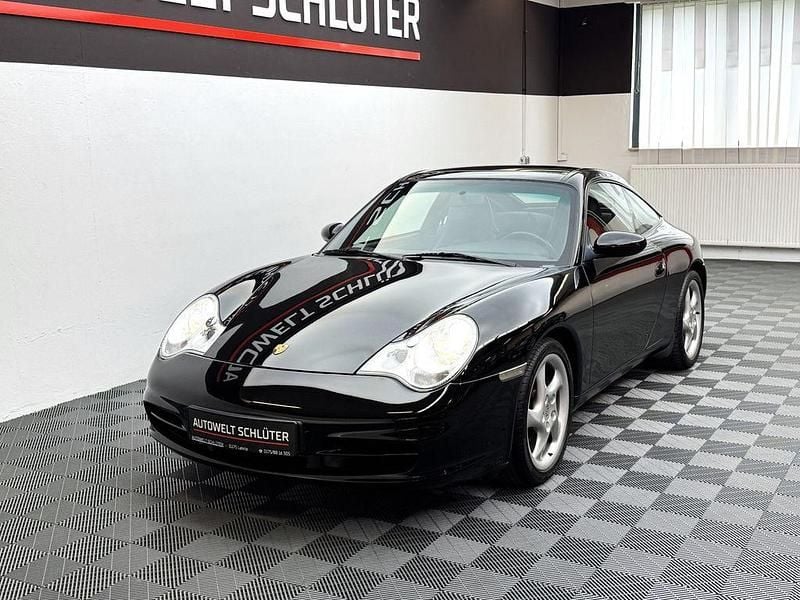 Schwarz Gebraucht 2002 Porsche 996 Coupé | 45.990 € (Fairer Preis) - Bild 1/4