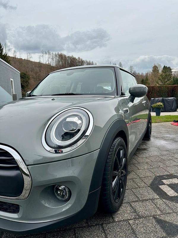 Gebraucht Mini Cooper 102 PS (75 kW) 2021 Grau Kleinwagen