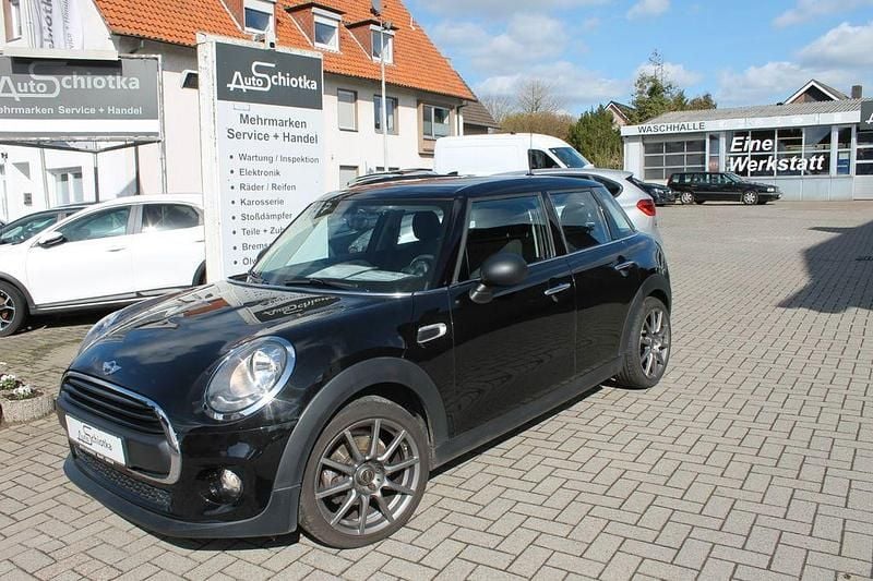 Second-hand Mini ONE 75 CP (55 kW) 2015 Negru Hatchback