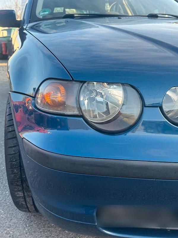 Gebraucht BMW 316 115 PS (84 kW) 2001 Blau Coupé