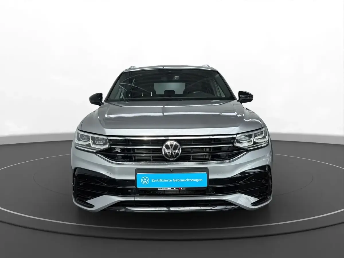 Gebraucht VW Tiguan Allspace R-line 200 PS (147 kW) 2023 Pyritsilber metallic SUV