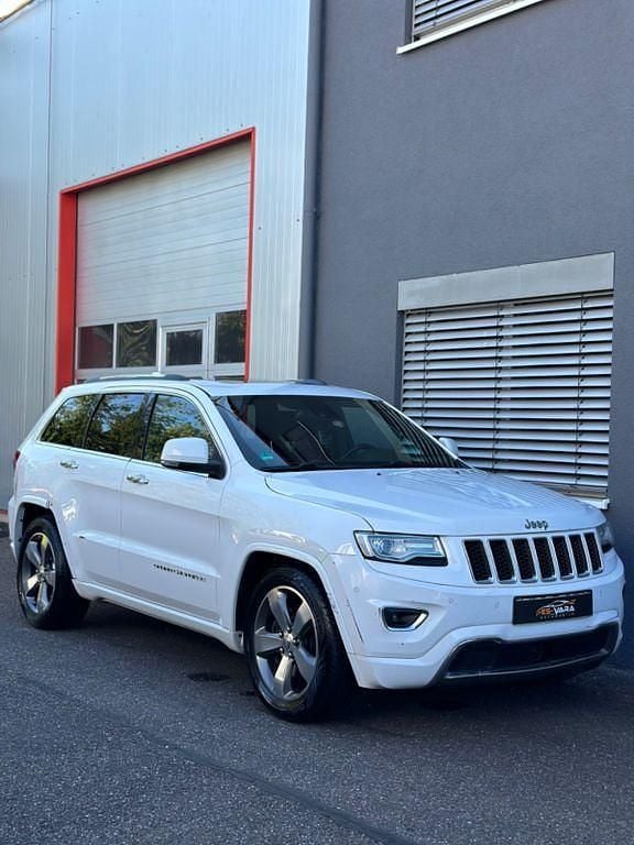 Weiß Gebraucht 2015 Jeep Grand Cherokee Overland SUV | 11.990 € (Guter Preis) - Bild 1/4