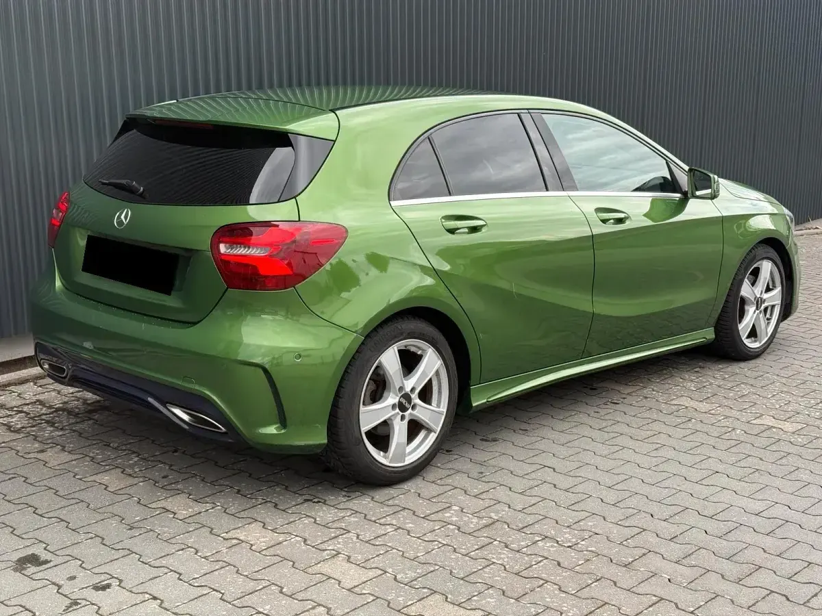 Gebraucht Mercedes A180 AMG 110 PS (80 kW) 2016 Grün Kleinwagen