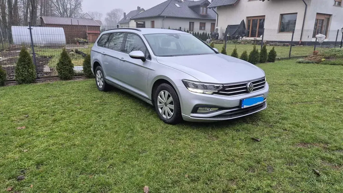 Gebraucht VW Passat Conceptline 150 PS (110 kW) 2022 Silber Kombi