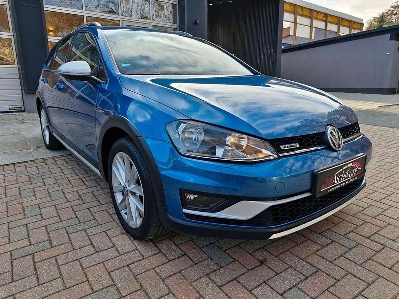 Gebraucht VW Golf Alltrack 184 PS (135 kW) 2016 Pacific blue Kombi