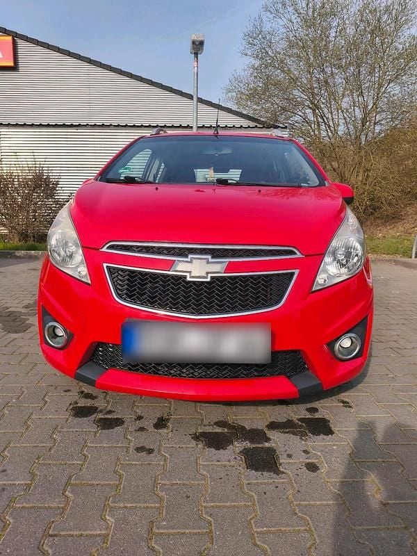 Gebraucht Chevrolet Spark LT 80 PS (58 kW) 2010 Rot Kleinwagen
