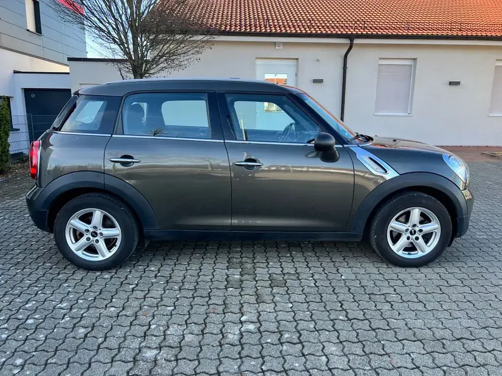 Gebraucht Mini One Countryman Pepper 98 PS (72 kW) 2011 Royal grey metallic SUV