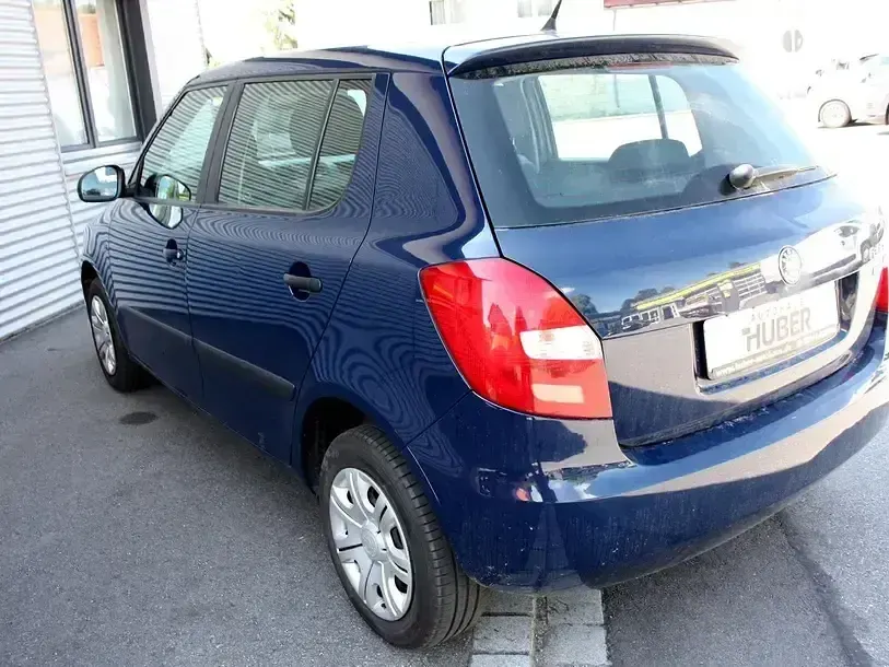 Gebraucht Skoda Fabia Cool Edition 60 PS (44 kW) 2013 Blau Limousine