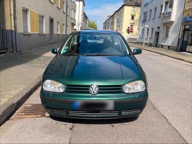 Gebraucht VW Golf III 75 PS (55 kW) 1999 Grün Limousine