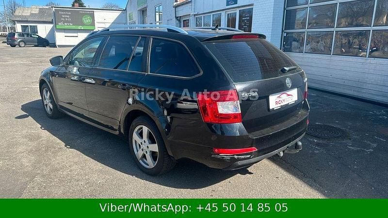 Gebraucht Skoda Octavia Elegance 140 PS (102 kW) 2013 Schwarz Kombi
