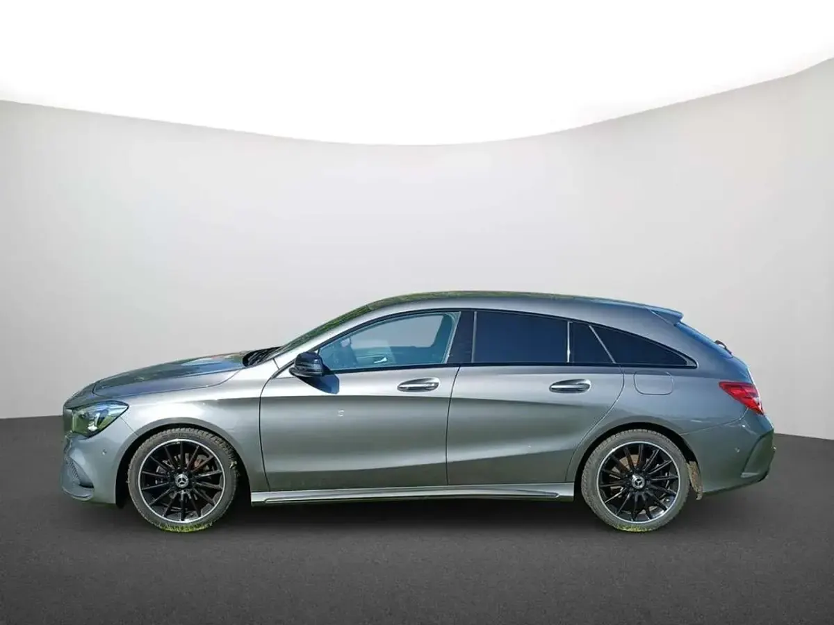 Gebraucht Mercedes CLA200 AMG line 156 PS (114 kW) 2018 Mountaingrau met. Coupé