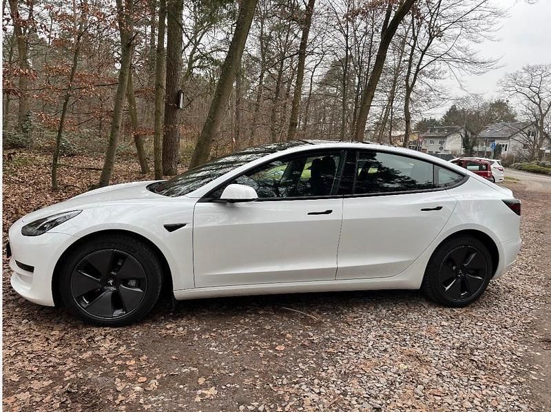Gebraucht Tesla Model 3 208 kW (283 PS) 2022 Weiß Limousine