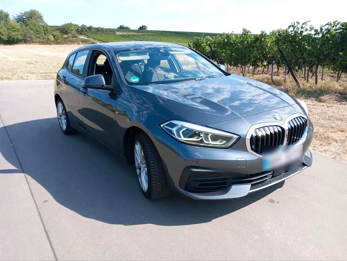 Gebraucht BMW 118 140 PS (102 kW) 2020 Grau Limousine