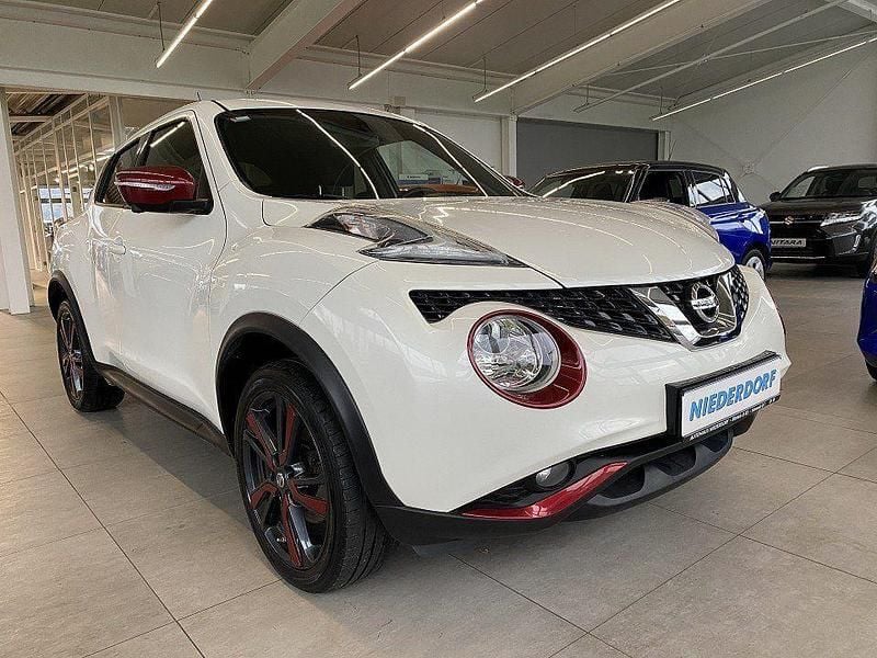Brillant white (metallic) Gebraucht 2015 Nissan Juke Tekna SUV | 11.800 € (Teuer) - Bild 1/4