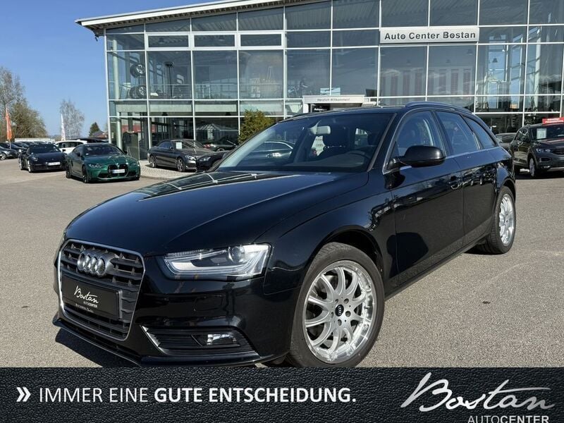 Schwarz Gebraucht 2012 Audi A4 Kombi | 11.900 € (Fairer Preis) - Bild 1/4