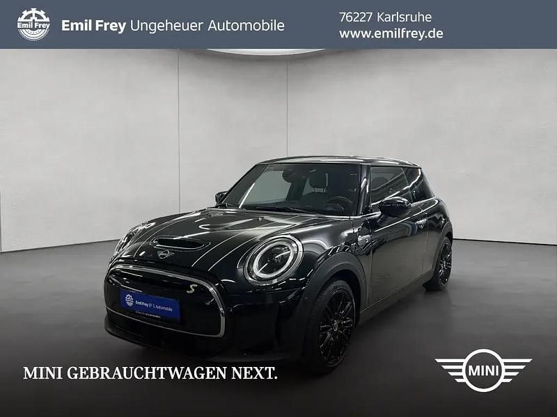 Midnight black Gebraucht 2023 Mini Cooper SE Hatch Kleinwagen | 23.290 € (Fairer Preis) - Bild 1/3