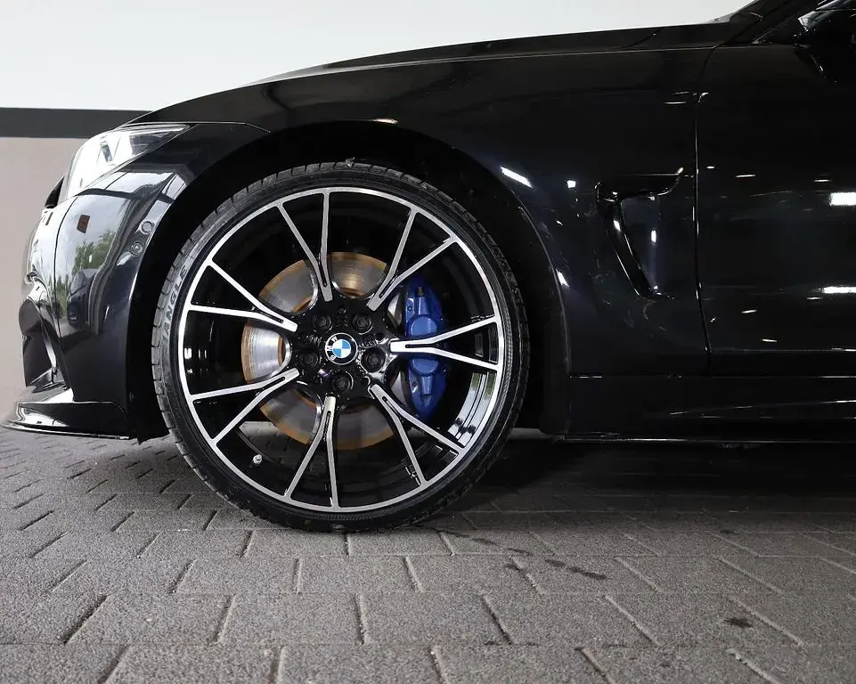 Gebraucht BMW 440 Performance 326 PS (239 kW) 2019 Black sapphire metallic (475) Cabrio