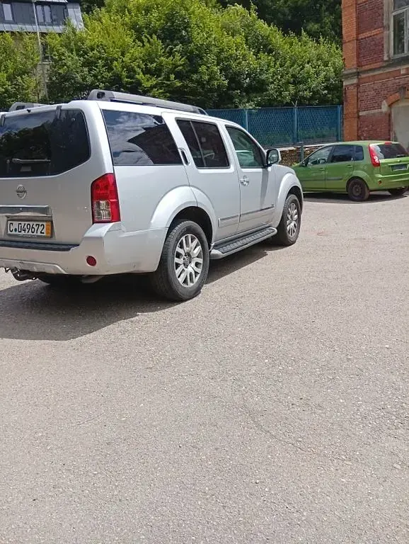Gebraucht Nissan Pathfinder 231 PS (169 kW) 2014 Silber SUV