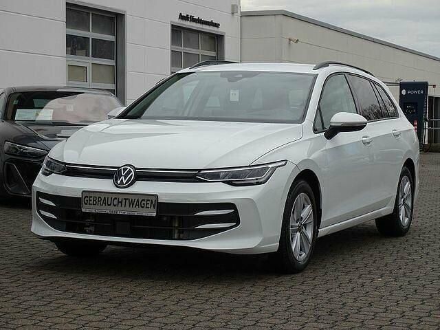 Weiß Gebraucht 2024 VW Golf VIII Life Kombi | 30.975 € (Etwas zu teuer) - Bild 1/2