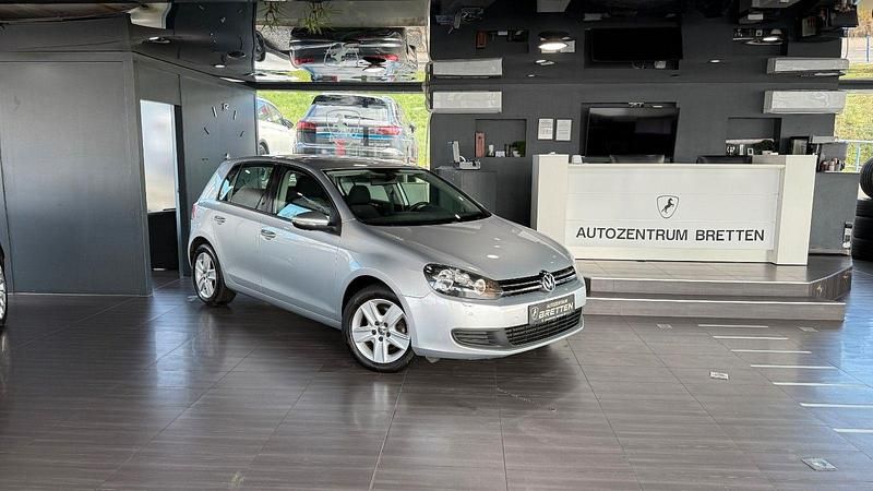 Silber Gebraucht 2010 VW Golf VI Comfortline Limousine | 6.900 € (Fairer Preis) - Bild 1/3