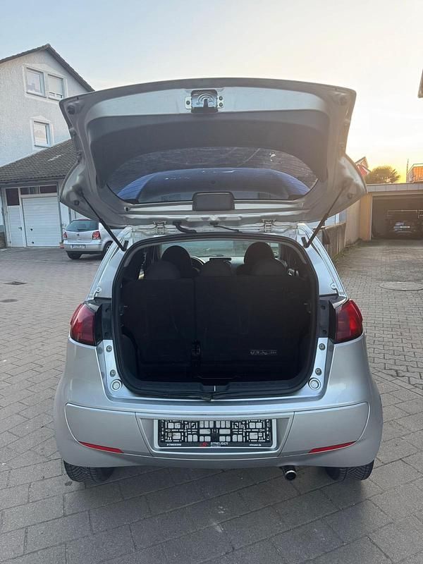Gebraucht Mitsubishi Colt 95 PS (69 kW) 2007 Silber Kleinwagen