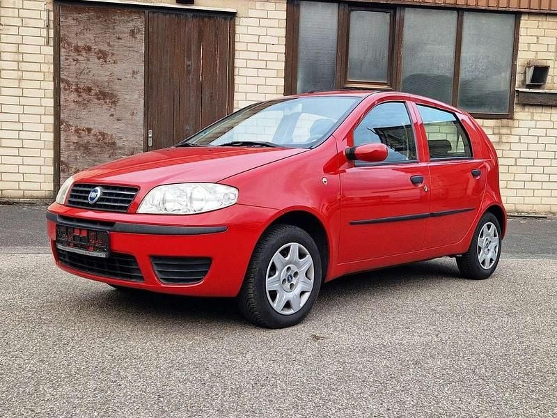 Rumba/tizianorot Gebraucht 2004 Fiat Punto Dynamic Kleinwagen | 1.999 € (Teuer) - Bild 1/4