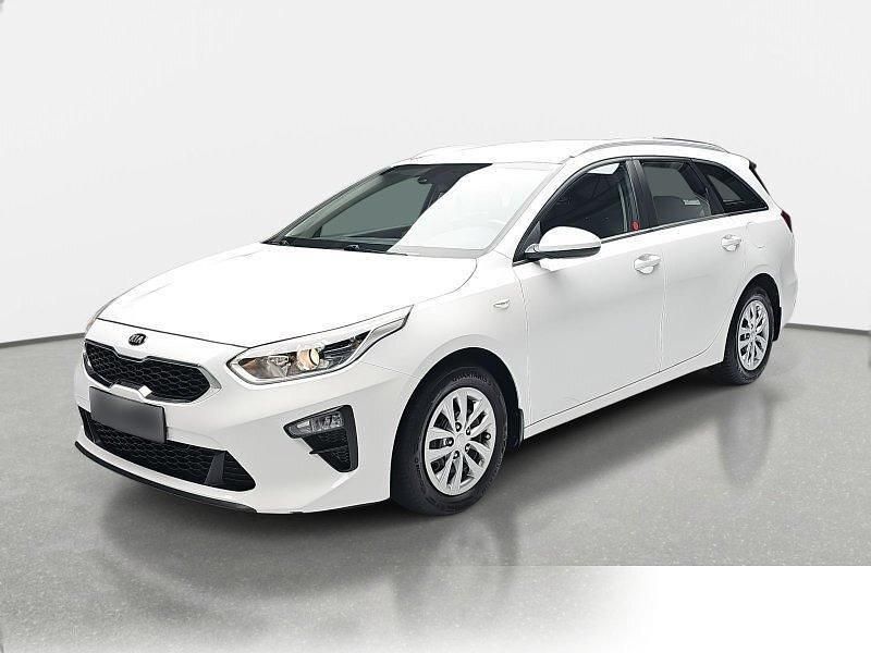 Metallic Gebraucht 2021 Kia Ceed Attract | 15.550 € (Fairer Preis) - Bild 1/4