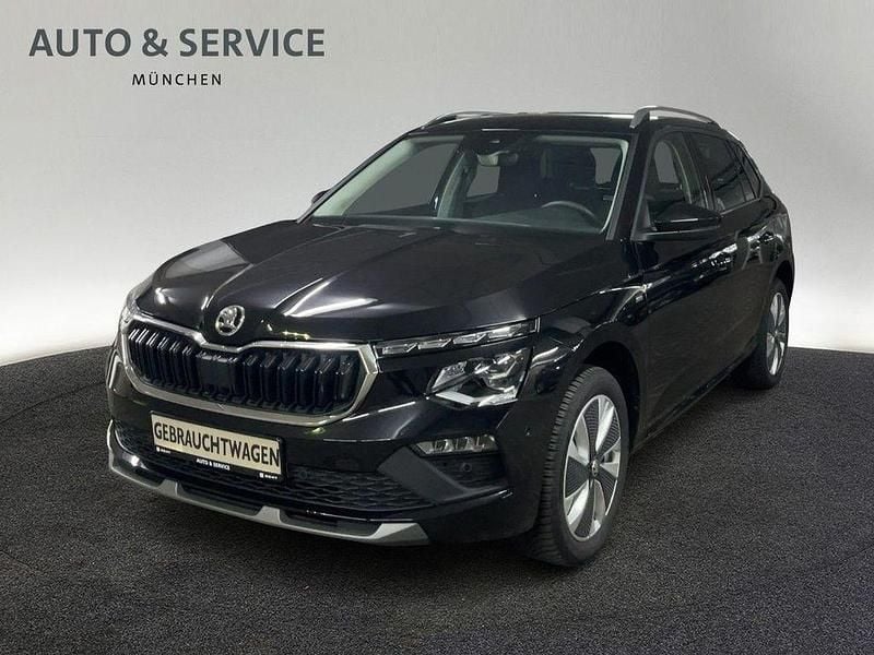 Schwarz Gebraucht 2025 Skoda Kamiq Selection SUV | 24.460 € (Fairer Preis) - Bild 1/4