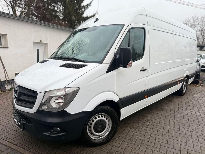 Gebraucht Mercedes Sprinter 143 PS (105 kW) 2018 Arktikweiss Van