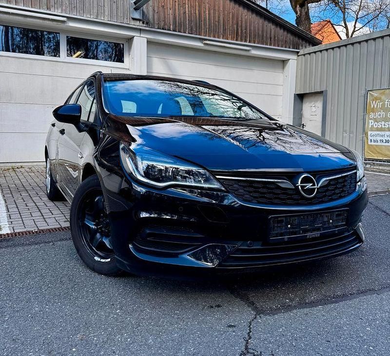 Gebraucht Opel Astra 105 PS (77 kW) 2020 Schwarz Kombi