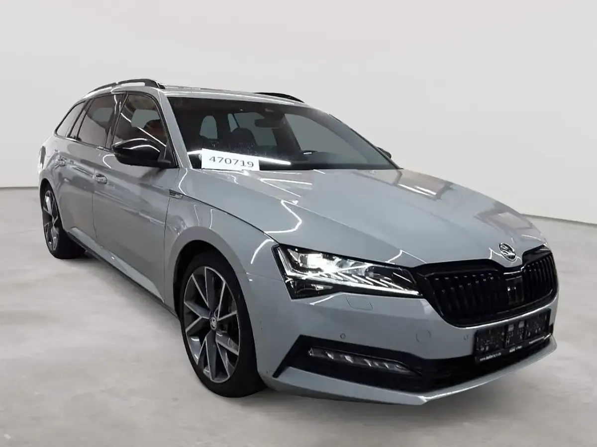Gebraucht Skoda Superb SportLine 190 PS (139 kW) 2021 Kombi