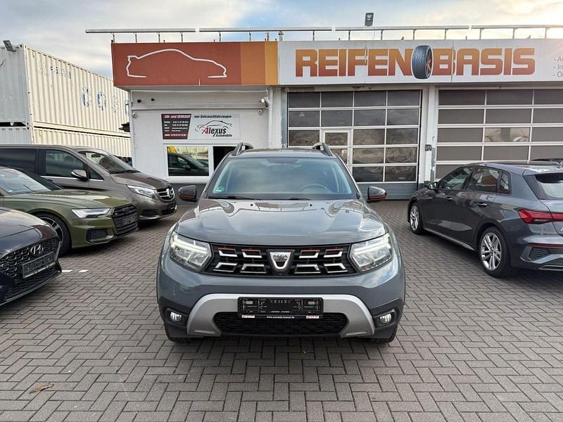 Gebraucht Dacia Duster Extreme 101 PS (74 kW) 2022 Grau SUV