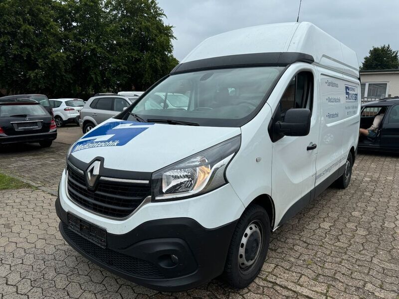 Weiß Gebraucht 2021 Renault Trafic Komfort Van | 14.900 € (Guter Preis) - Bild 1/4