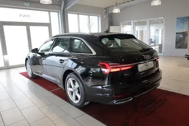 Gebraucht Audi A6 Sport 204 PS (150 kW) 2022 Brillantschwarz Kombi