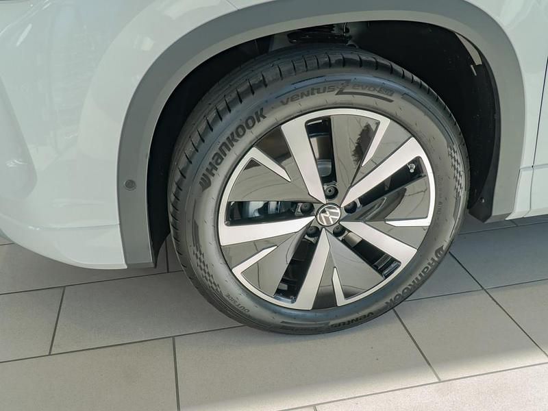 Gebraucht VW Tayron Elegance 150 PS (110 kW) 2025 Weiss / SUV