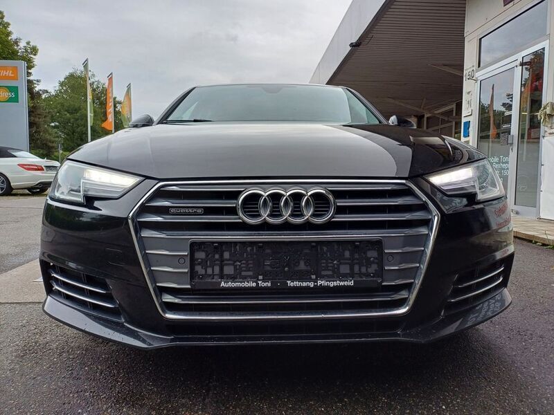 Gebraucht Audi A4 Sport 252 PS (185 kW) 2017 Mythosschwarz metallic Limousine