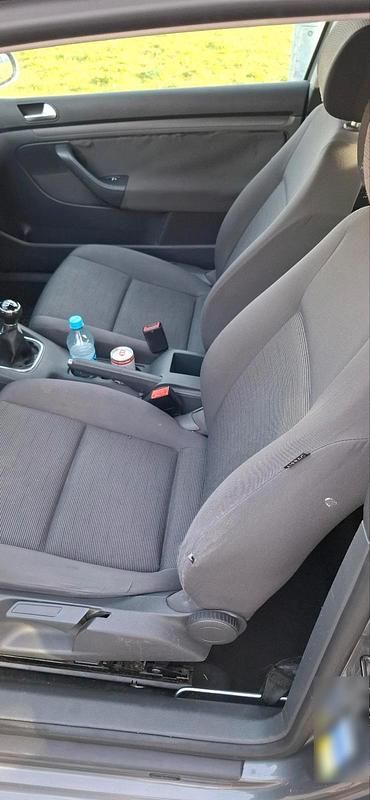 Gebraucht VW Golf V 75 PS (55 kW) 2005 Grau Kleinwagen