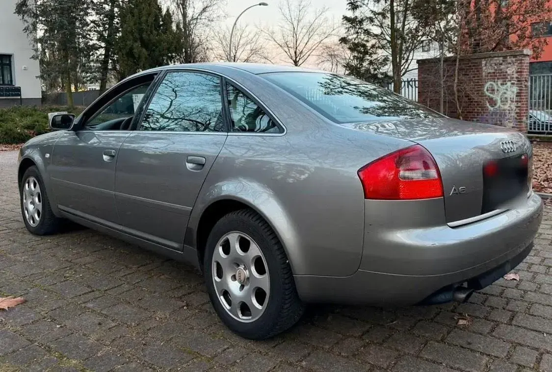 Usata Audi A6 131 CV (96 kW) 2003 Grigio Berlina