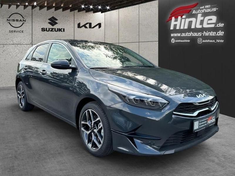 Neu Kia Ceed Platinum 140 PS (102 kW) 2026 H8g) dark penta metal m (schwarz Kleinwagen