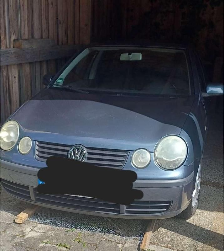 Gebraucht VW Polo Basis 64 PS (47 kW) 2004 Grau Kleinwagen