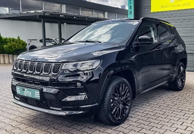 Schwarz Gebraucht 2022 Jeep Compass SUV | 21.970 € (Fairer Preis) - Bild 1/4