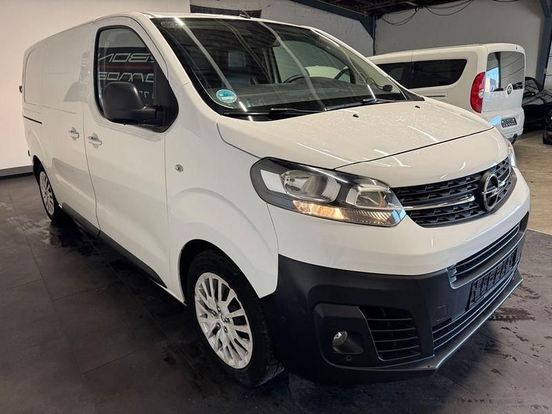 Gebraucht Opel Vivaro Edition 102 PS (75 kW) 2019 Weiß Van / Kleinbus