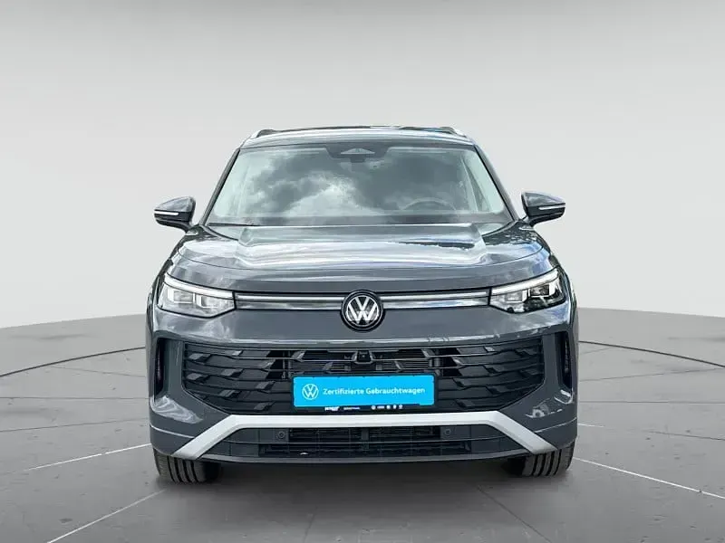 Gebraucht VW Tayron Life 150 PS (110 kW) 2025 Grau SUV