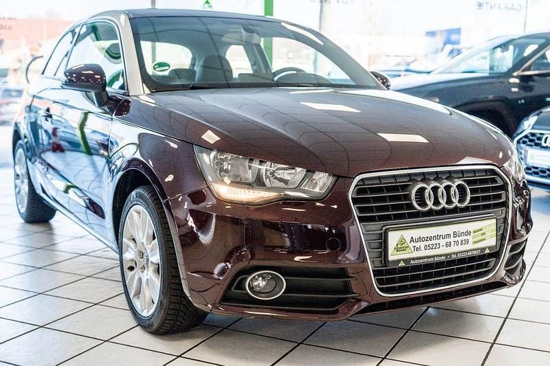 Gebraucht Audi A1 Ambition 86 PS (63 kW) 2013 Violet Kleinwagen