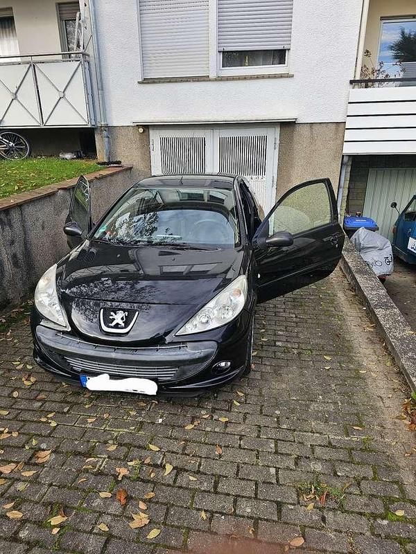 Gebraucht Peugeot 206 75 PS (55 kW) 2009 Limousine