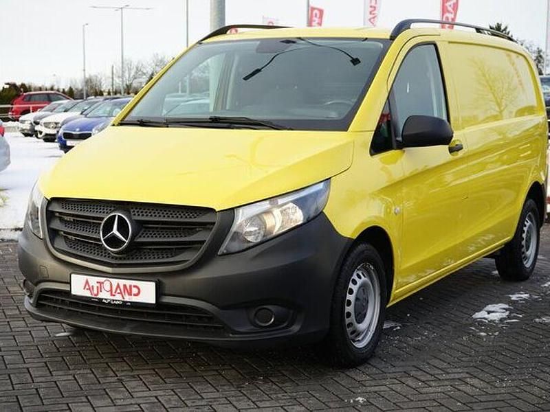 Gebraucht Mercedes Vito 102 PS (75 kW) 2021 Gelb Van