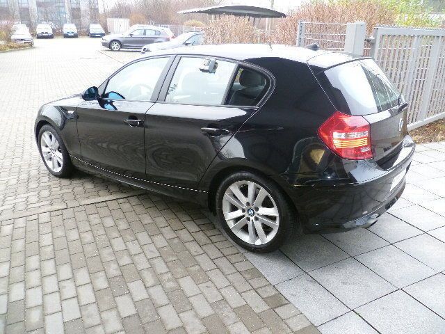 Gebraucht BMW 120 Advantage 170 PS (125 kW) 2007 Schwarz metallic Kleinwagen