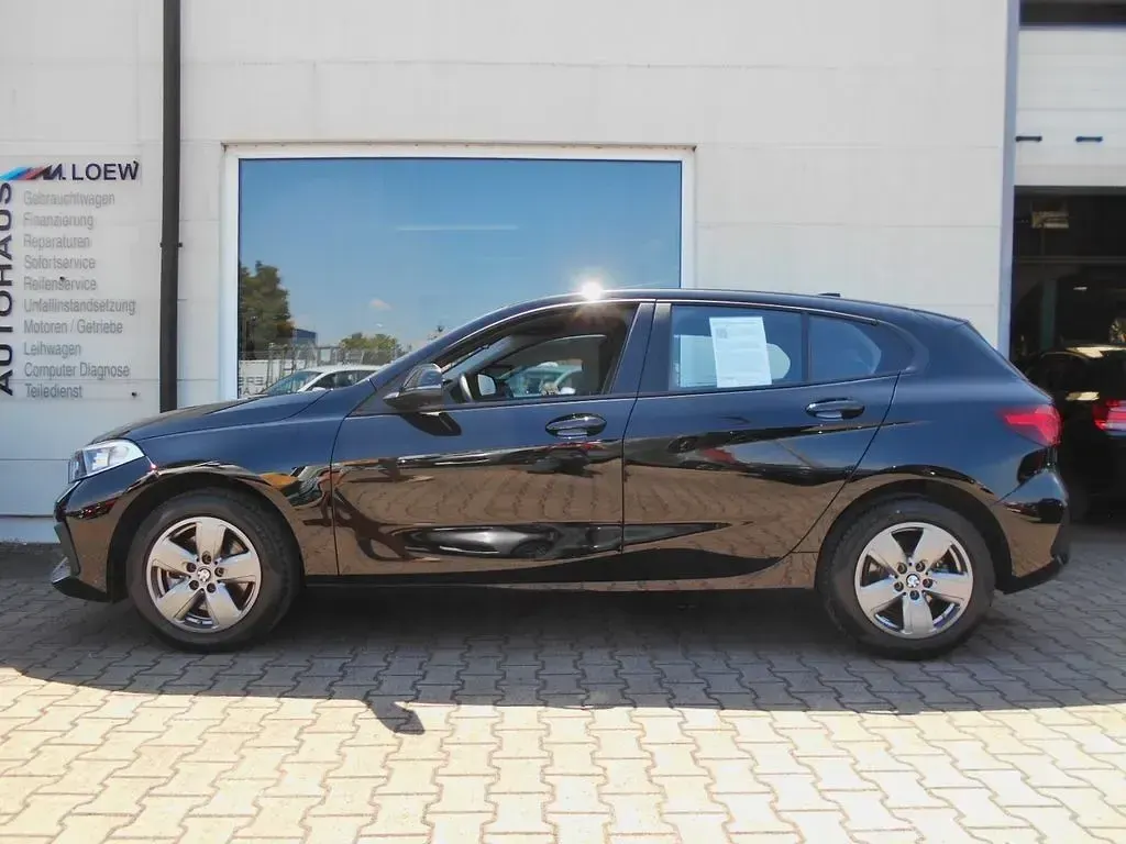 Gebraucht BMW 116 109 PS (80 kW) 2023 Schwarz Kleinwagen